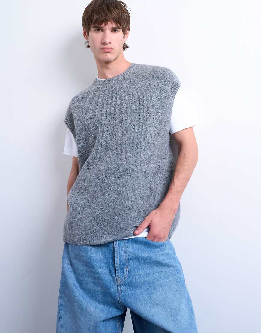 Topman - Oversize-Strickpullunder in Anthrazit mit Rundhalsausschnitt-Grau Topman - Oversize-Strickpullunder in Anthrazit mit Rundhalsausschnitt-Grau von Topman