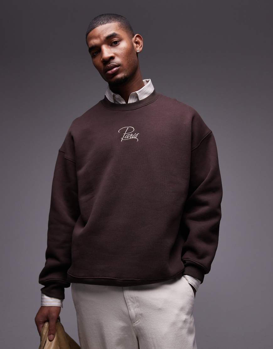 Topman - Oversize-Sweatshirt aus schwerem Material in Braun mit „Paris"-Stickerei von Topman