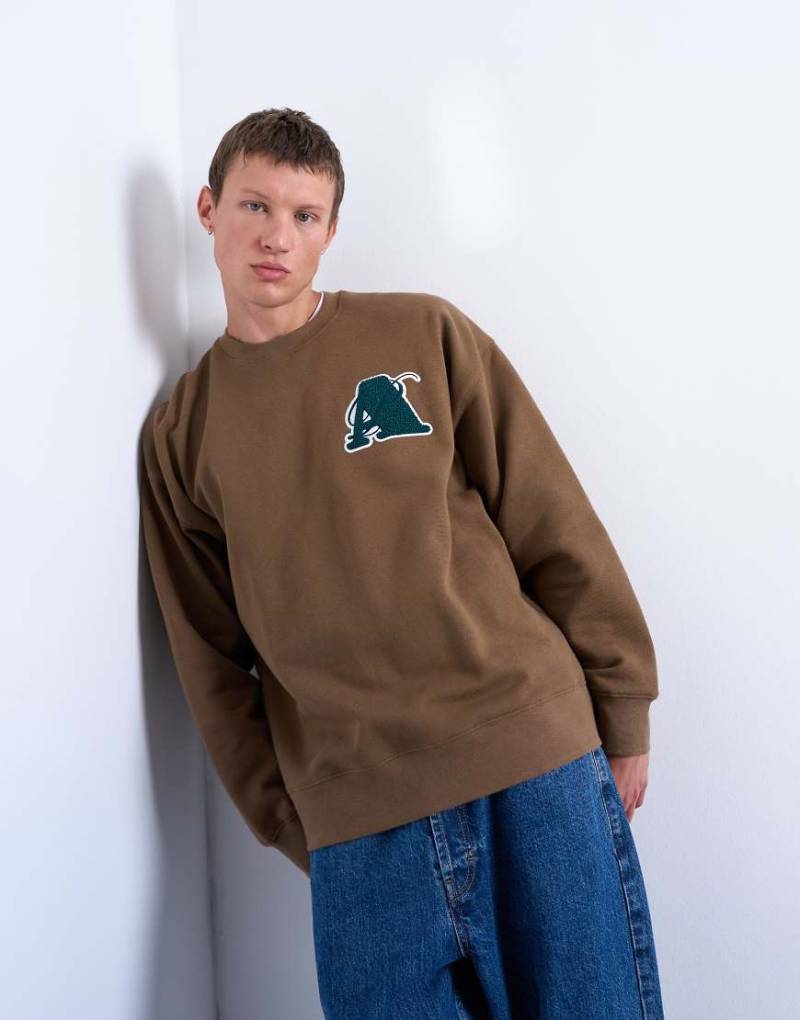 Topman - Oversize-Sweatshirt in Braun mit Buchstaben-Stickerei-Brown von Topman