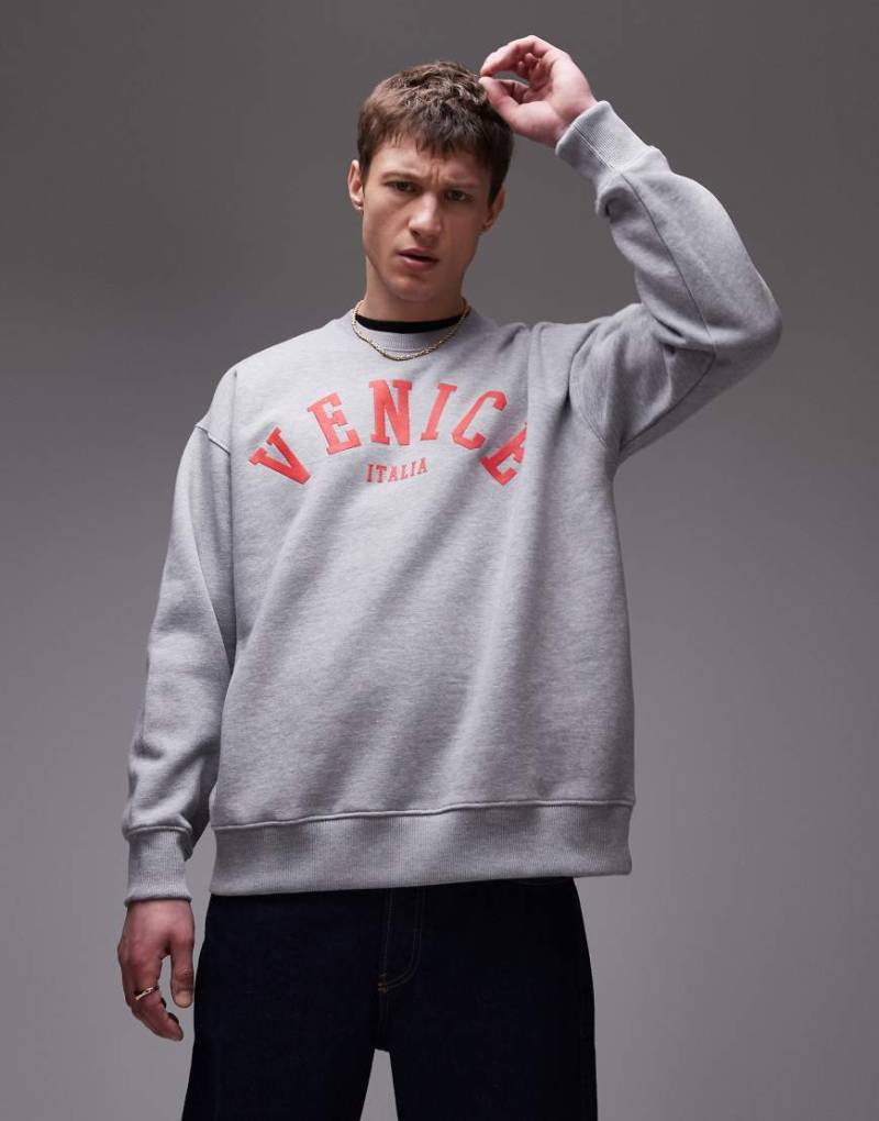 Topman - Oversize-Sweatshirt in Grau meliert mit strukturiertem Venedig-Print von Topman