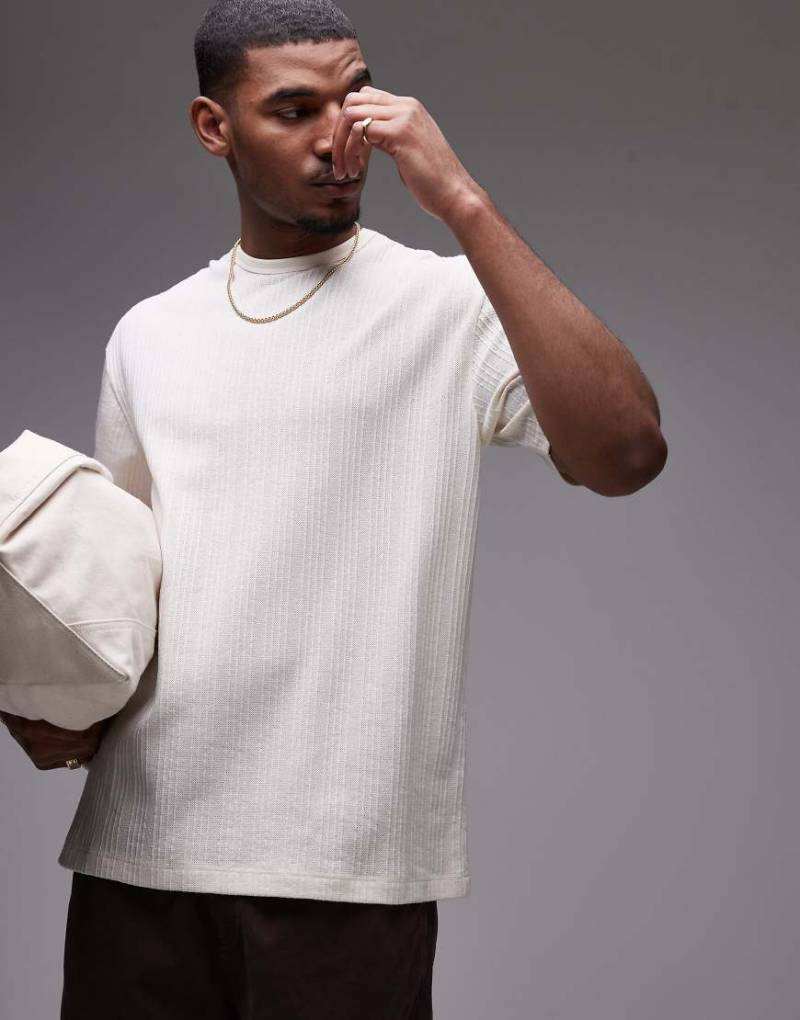 Topman - Oversize-T-Shirt in Ecru mit strukturiertem Streifenmuster-Weiß von Topman