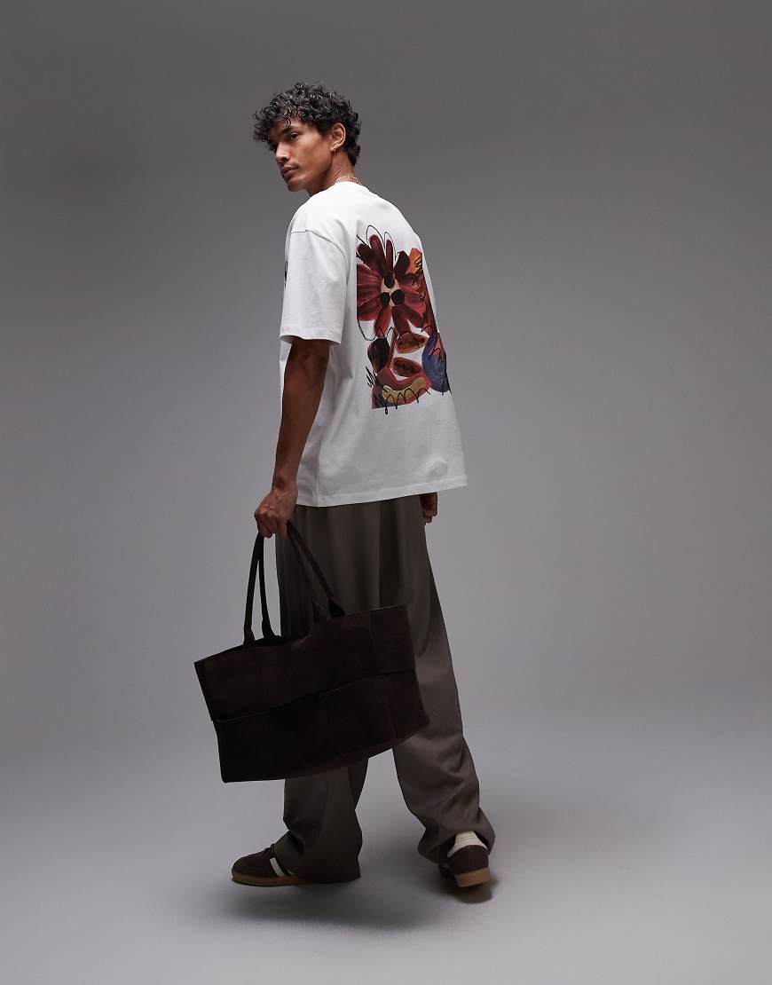 Topman - Oversize-T-Shirt in Weiß mit gemaltem Collagen-Print auf Vorder- und Rückseite von Topman