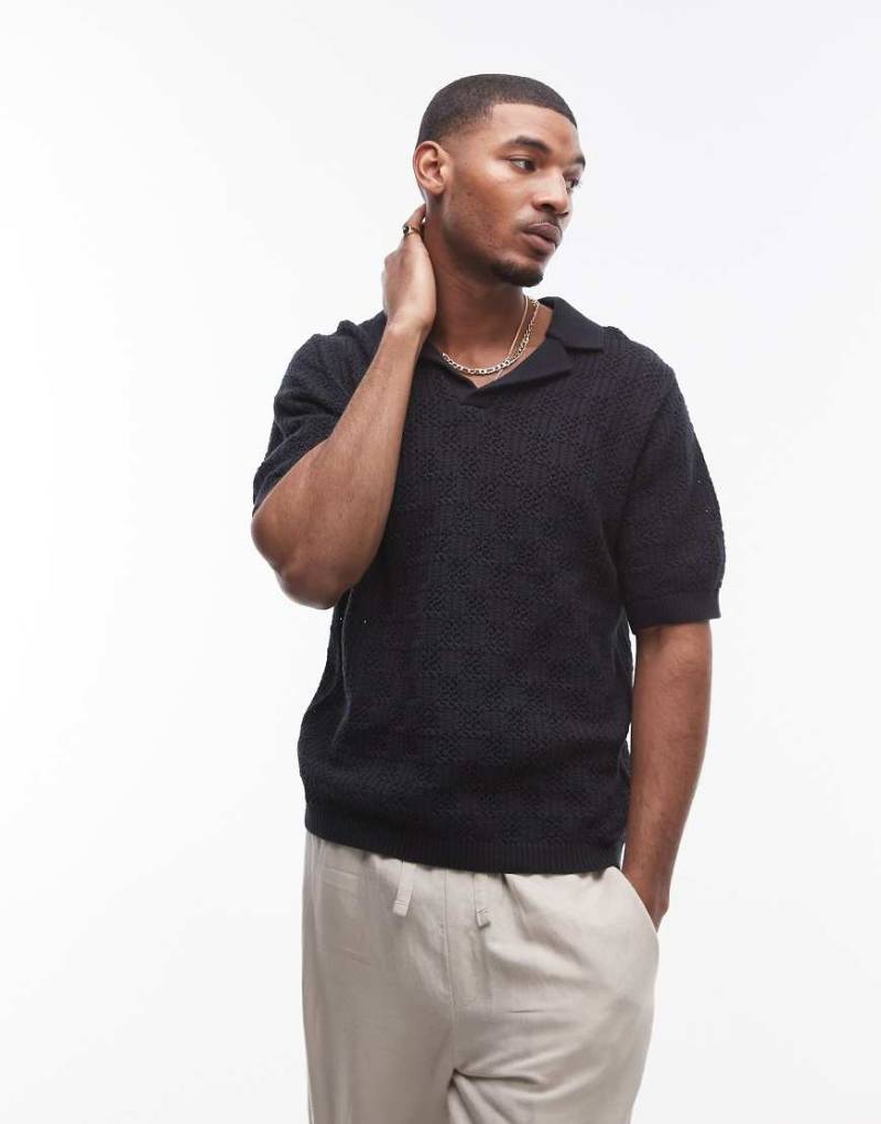 Topman - Polohemd in Schwarz mit Häkelmuster von Topman