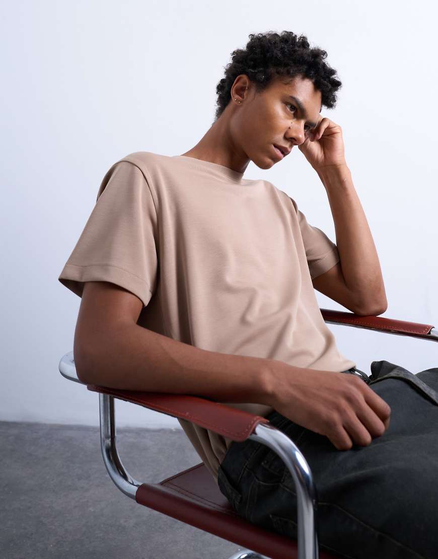 Topman - Hochwertiges T-Shirt in Steinbeige mit regulärer Passform-Neutral von Topman