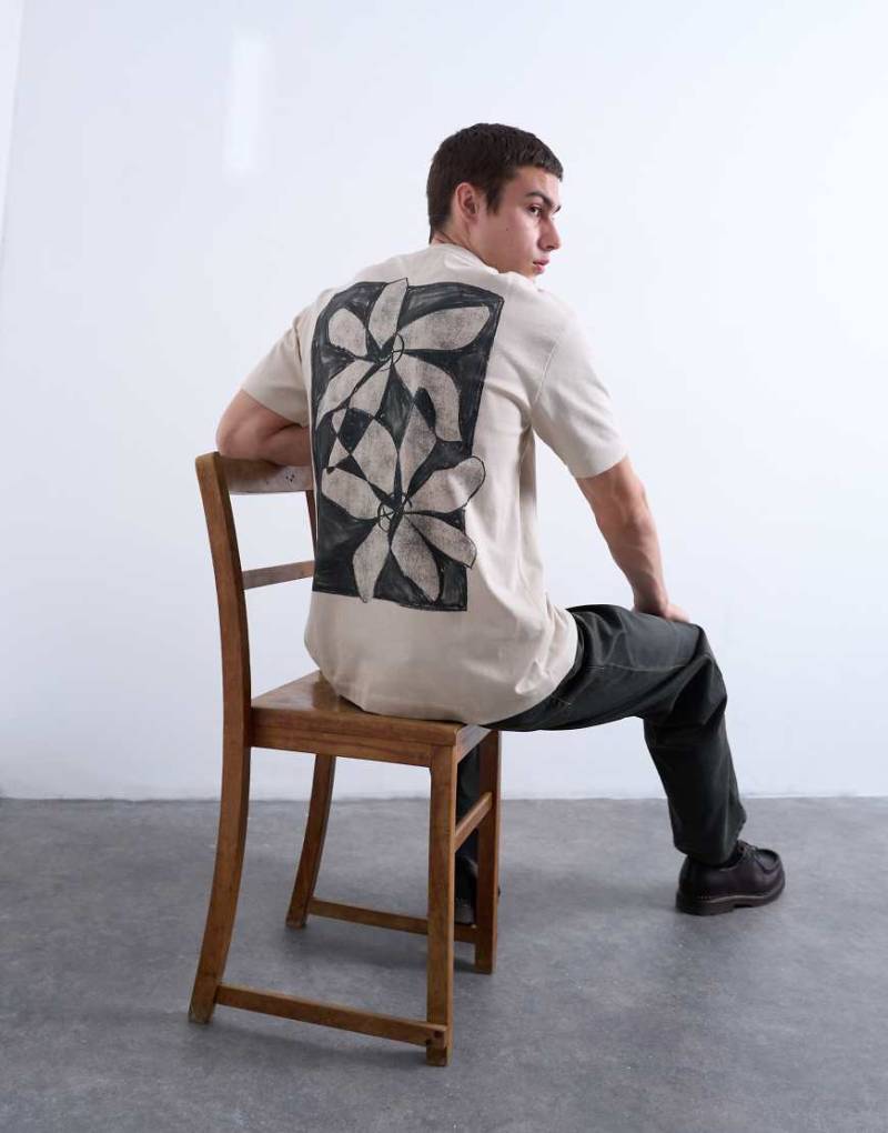 Topman - Relaxed-Fit-T-Shirt in Steinbeige mit Blumenprint auf Vorder- und Rückseite-Grau von Topman