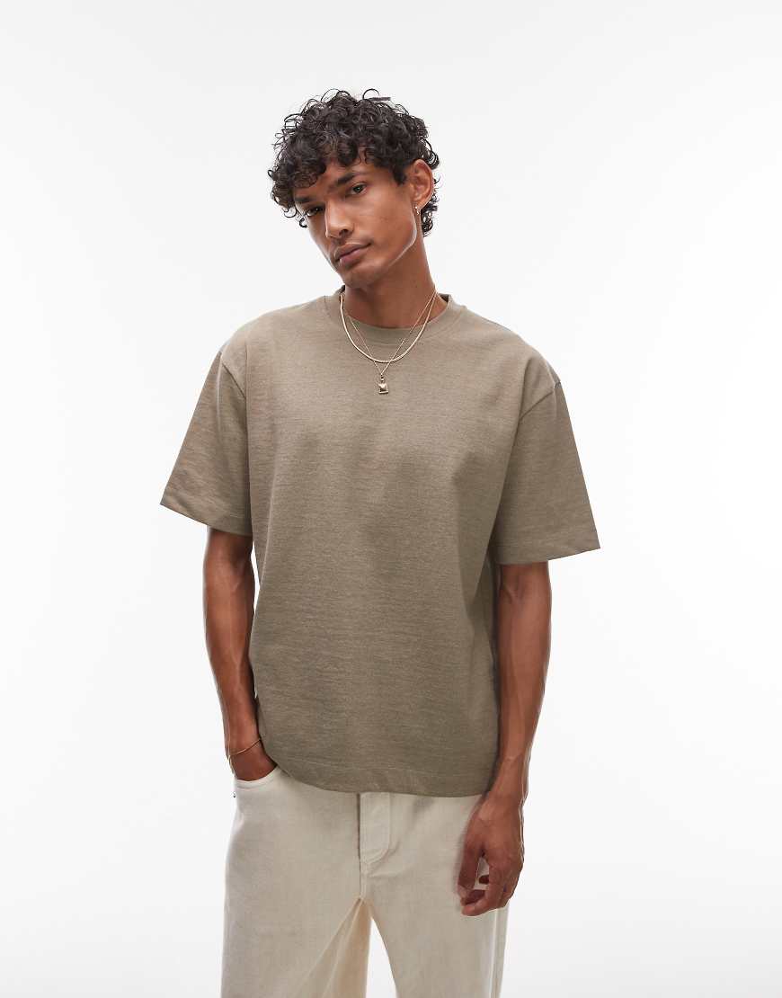 Topman - Hochwertiges Cropped Fit T-Shirt aus schwerem Stoff in Khaki-Grün von Topman
