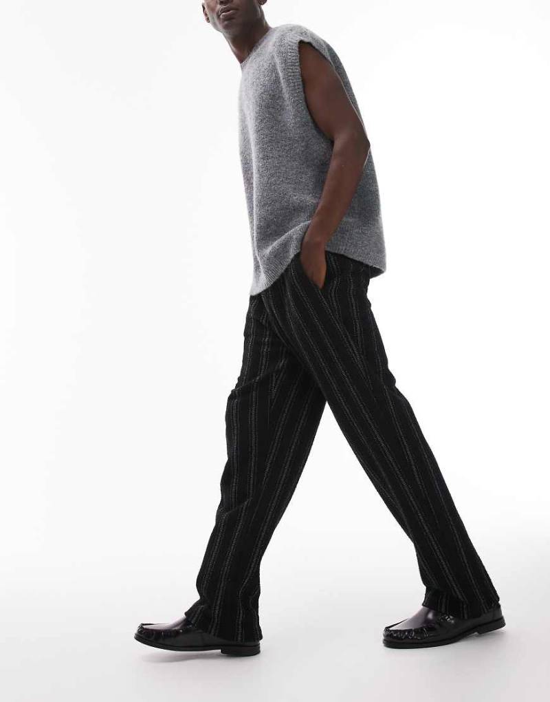 Topman - Straight Fit Jogginghose in Schwarz mit strukturierten Streifen von Topman