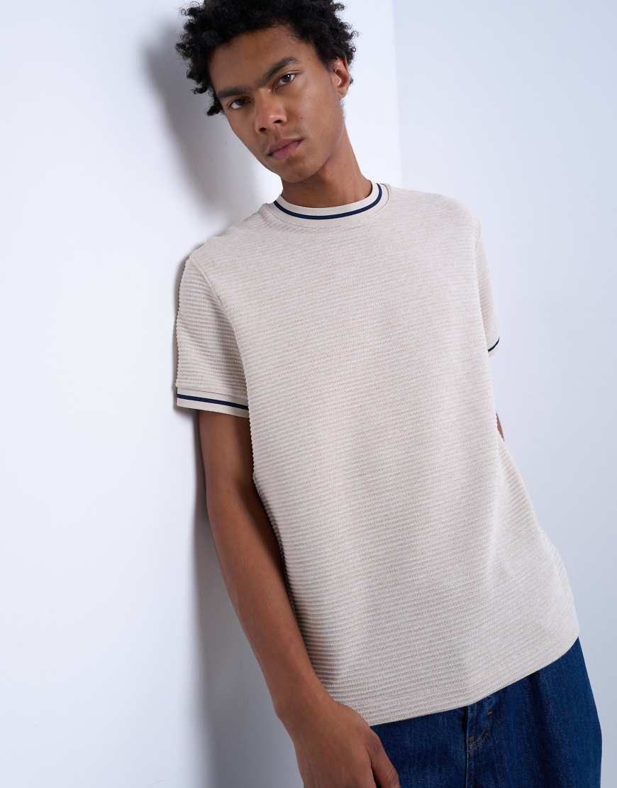 Topman - T-Shirt in Ecru mit Strukturstreifen und regulärer Passform-Neutral von Topman