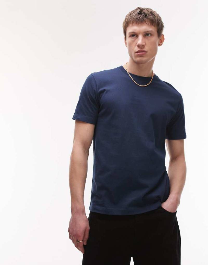 Topman - T-Shirt in Marineblau in regulärer Passform Topman - T-Shirt in Marineblau in regulärer Passform von Topman