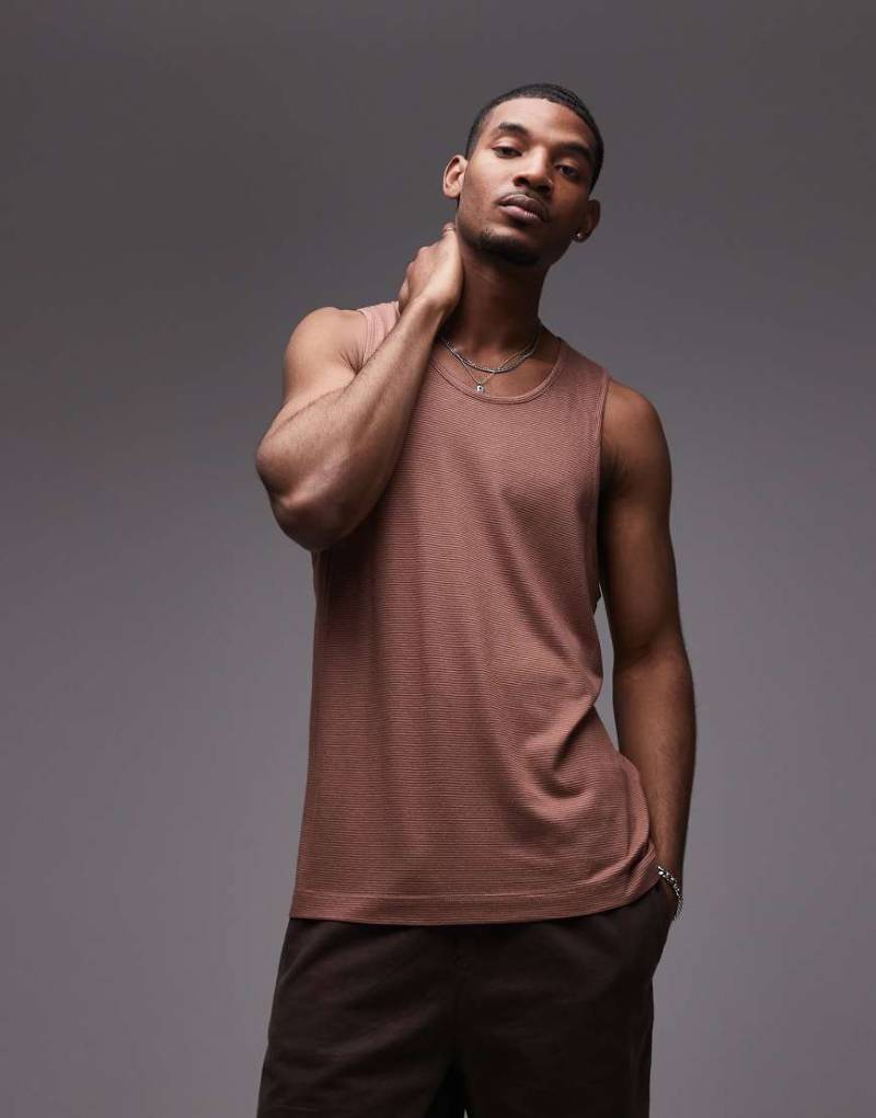 Topman - Trägertop in Braun mit feinen Streifen von Topman