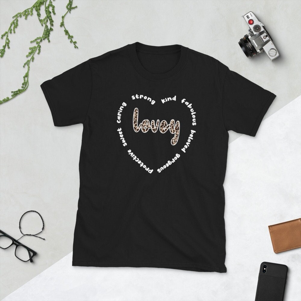 Lovey Oma Muttertag Geschenke Großmutter Unisex T-Shirt von TopoArtCo