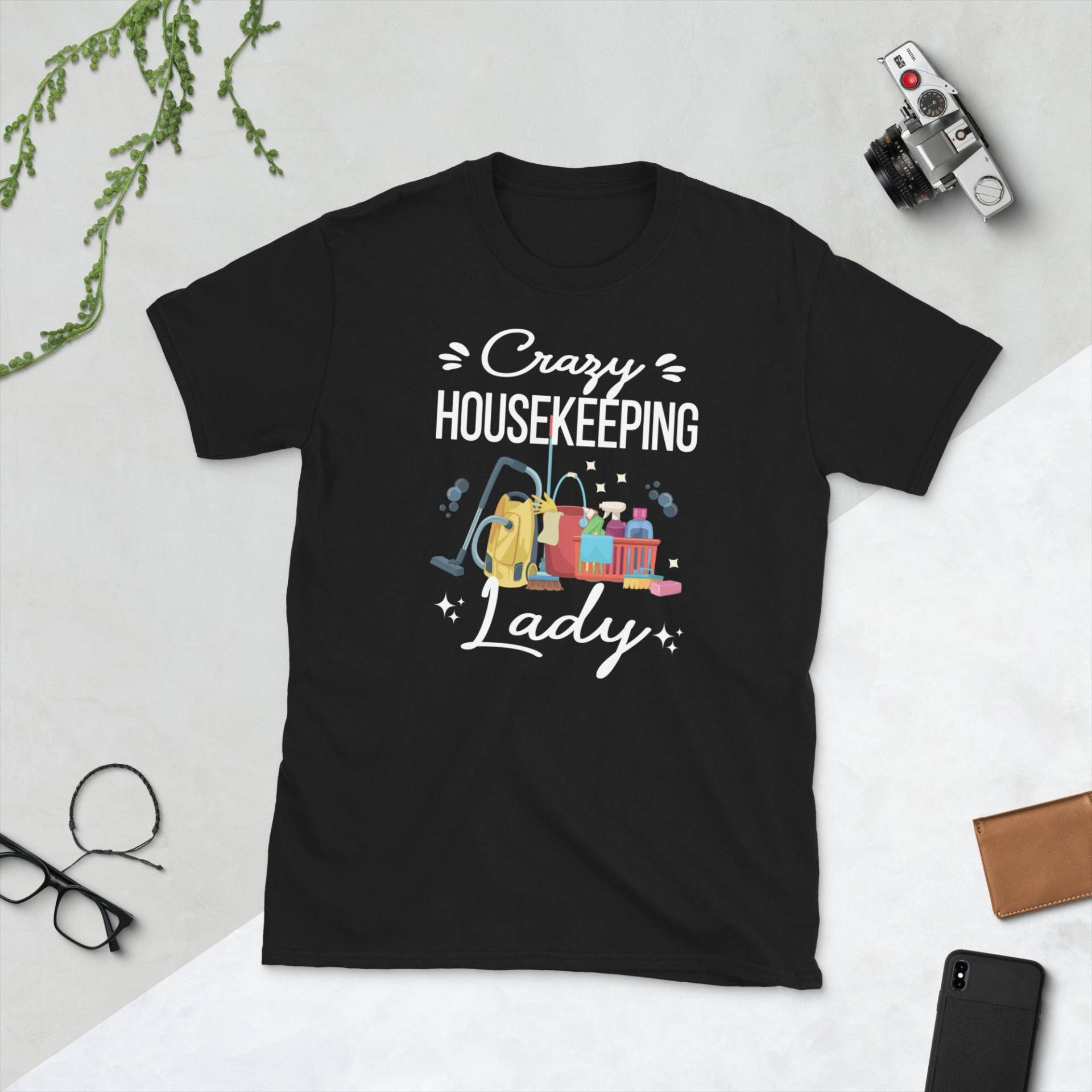 Lustige Haushälterin Wertschätzung Haushaltswoche Unisex T-Shirt von TopoArtCo