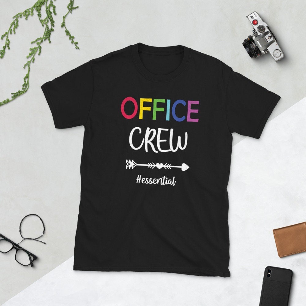 Office Crew Admin Assistant Squad Worker Unisex T-Shirt von TopoArtCo