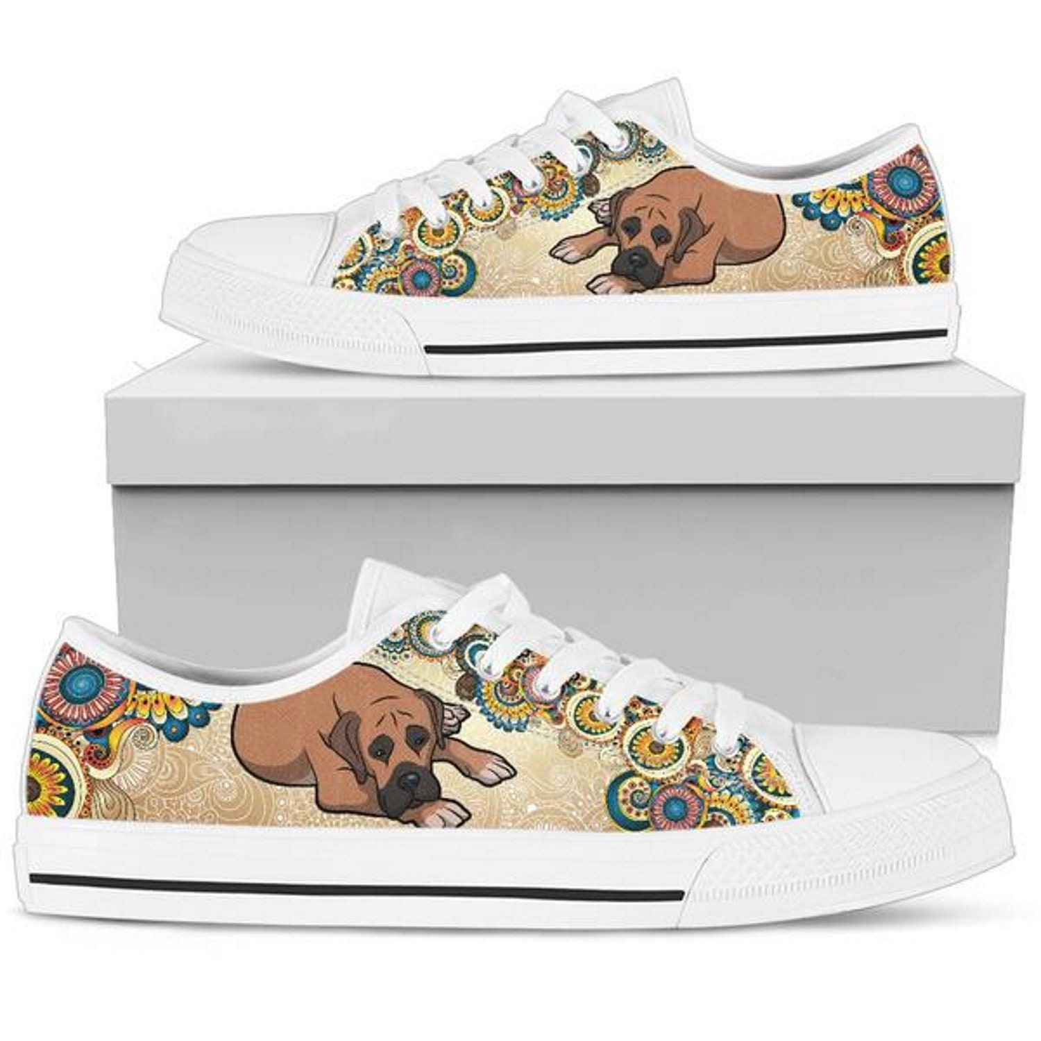 Boerboel Dog Sneakers Damen Low Top Canvas Schuhe von TopsAndToes
