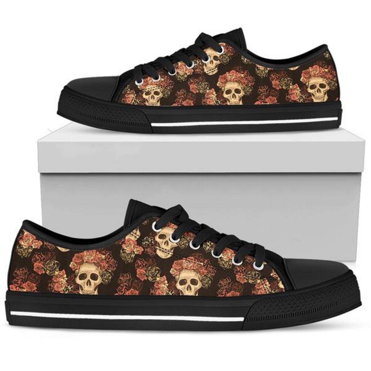 Gothic Skull & Roses Sneakers Damen Low Top Fashion Schuhe von TopsAndToes