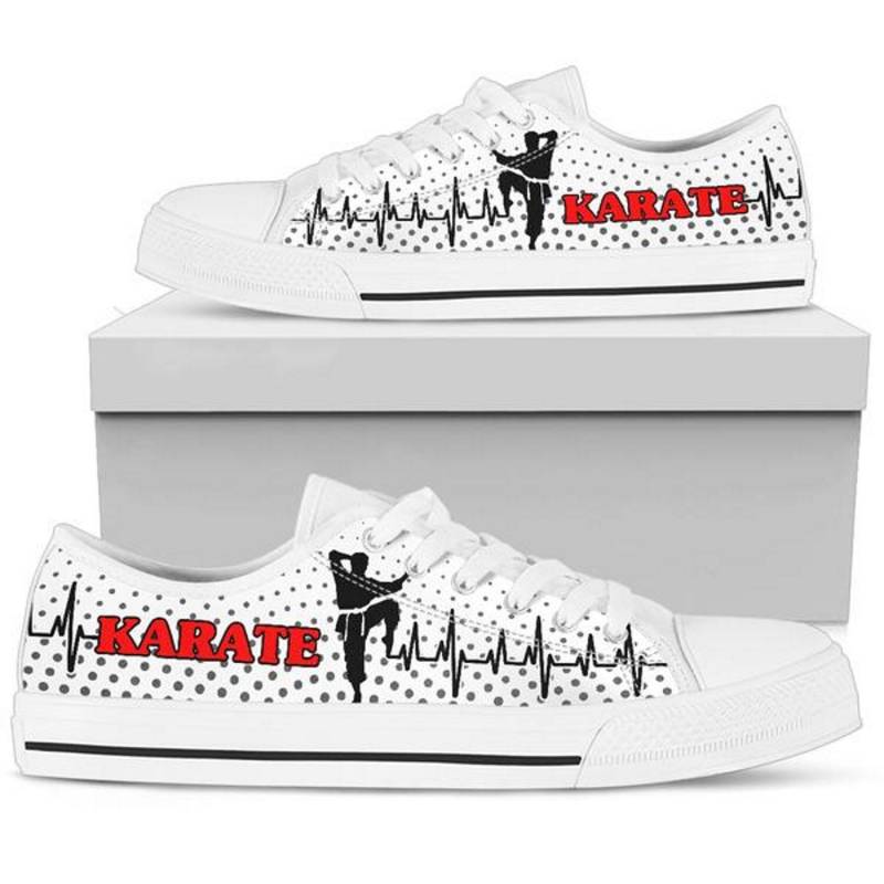 Karate Damen Turnschuhe Benutzerdefinierte Kunst, Sommer Mode Schuhe von TopsAndToes