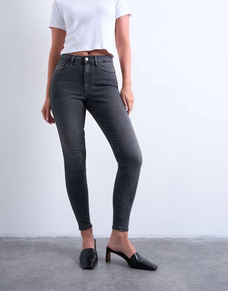 Topshop Hourglass - Jamie - Eng geschnittene Jeans in verwaschenem Schwarz mit hohem Bund von Topshop Hourglass