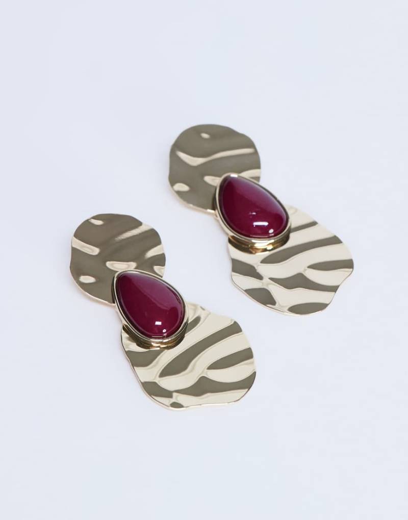 Topshop - Bailey - Statement-Ohrringe in Gold und Burgunderrot mit Stein-Goldfarben Topshop - Bailey - Statement-Ohrringe in Gold und Burgunderrot mit Stein-Goldfarben von Topshop