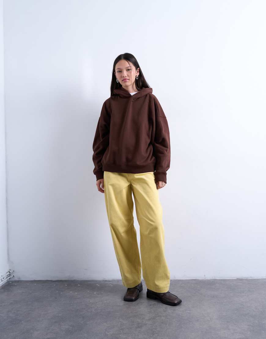 Topshop - Barrel-Cordhose in Buttermilchgelb mit hohem Bund von Topshop