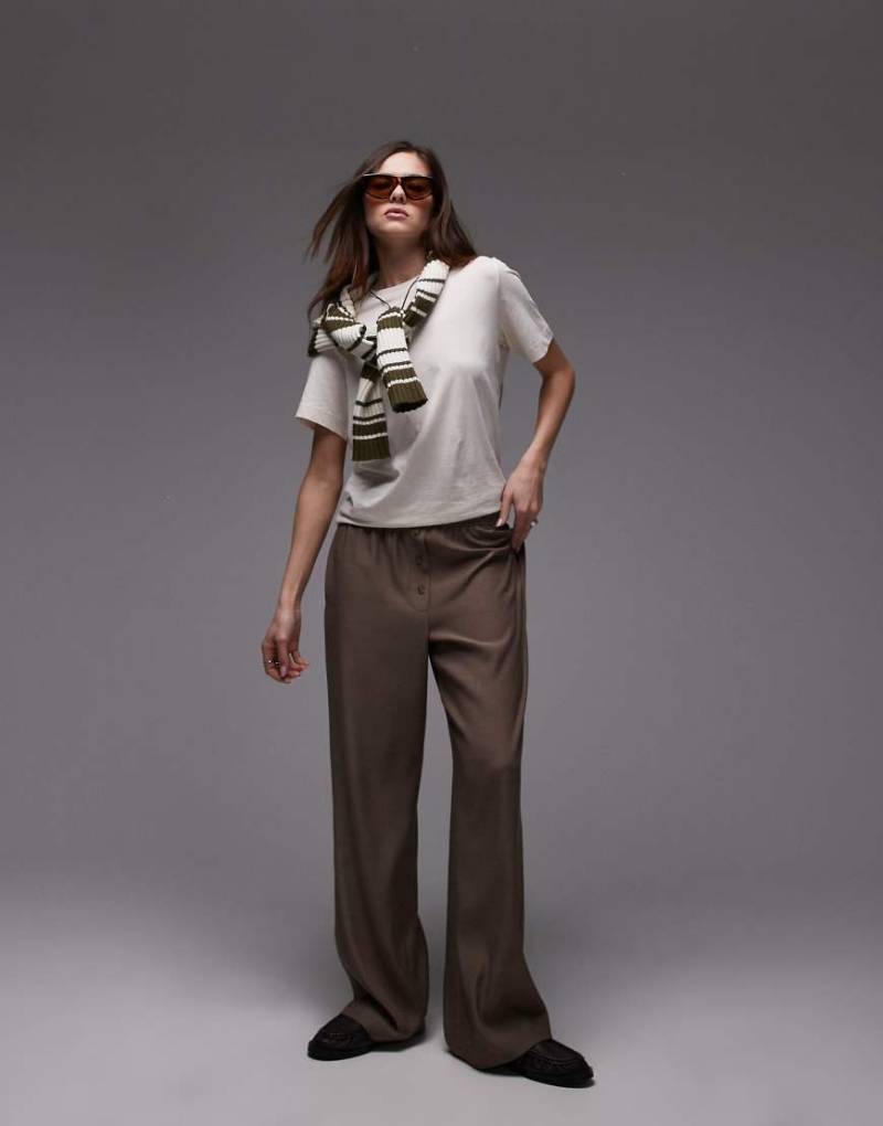 Topshop - Bobbi - Jogginghose in Schokobraun mit Boxershorts-Detail-Neutral von Topshop