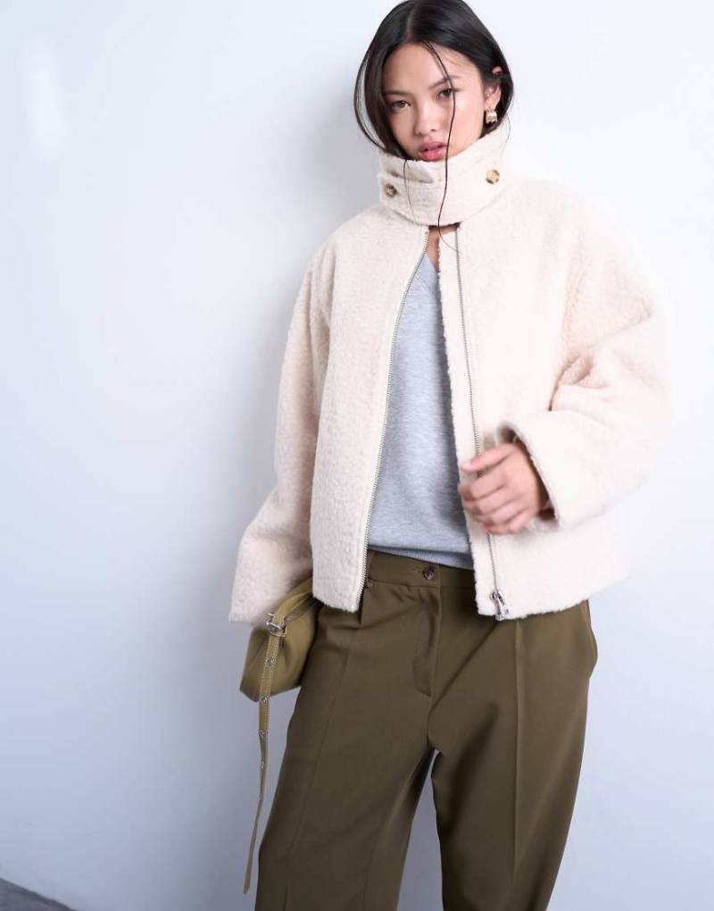 Topshop - Bomberjacke aus Bouclé in Cremeweiß mit Laschendetail von Topshop