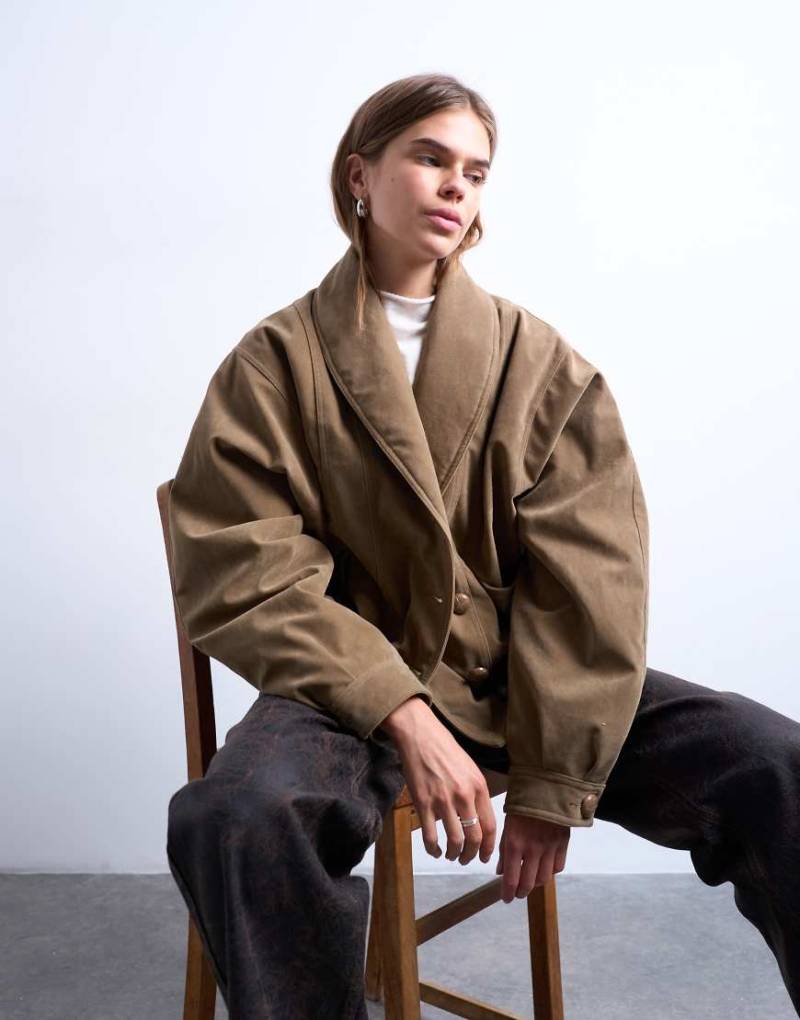 Topshop - Bomberjacke in Hellbraun aus Wildlederimitat mit Schalkragen-Brown Topshop - Bomberjacke in Hellbraun aus Wildlederimitat mit Schalkragen-Brown von Topshop