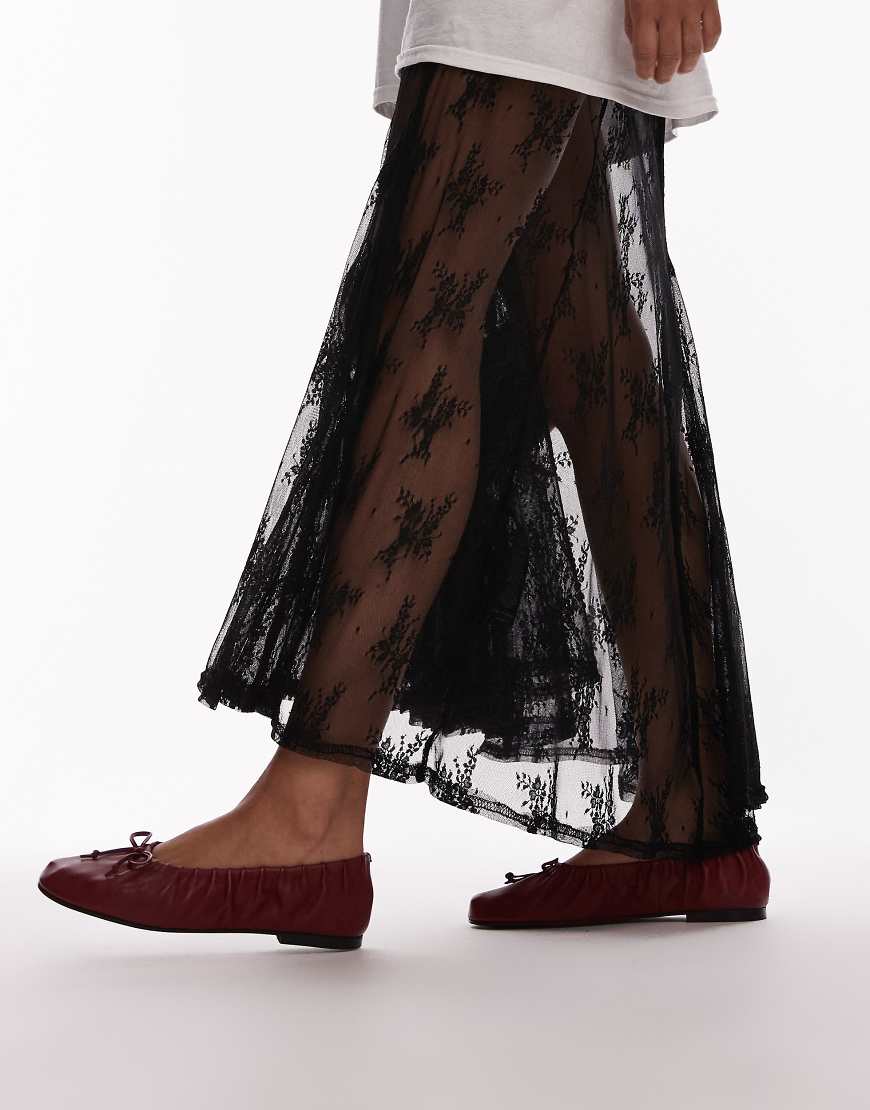 Topshop - Claire - Geraffte Ballerinas aus rotem Leder von Topshop
