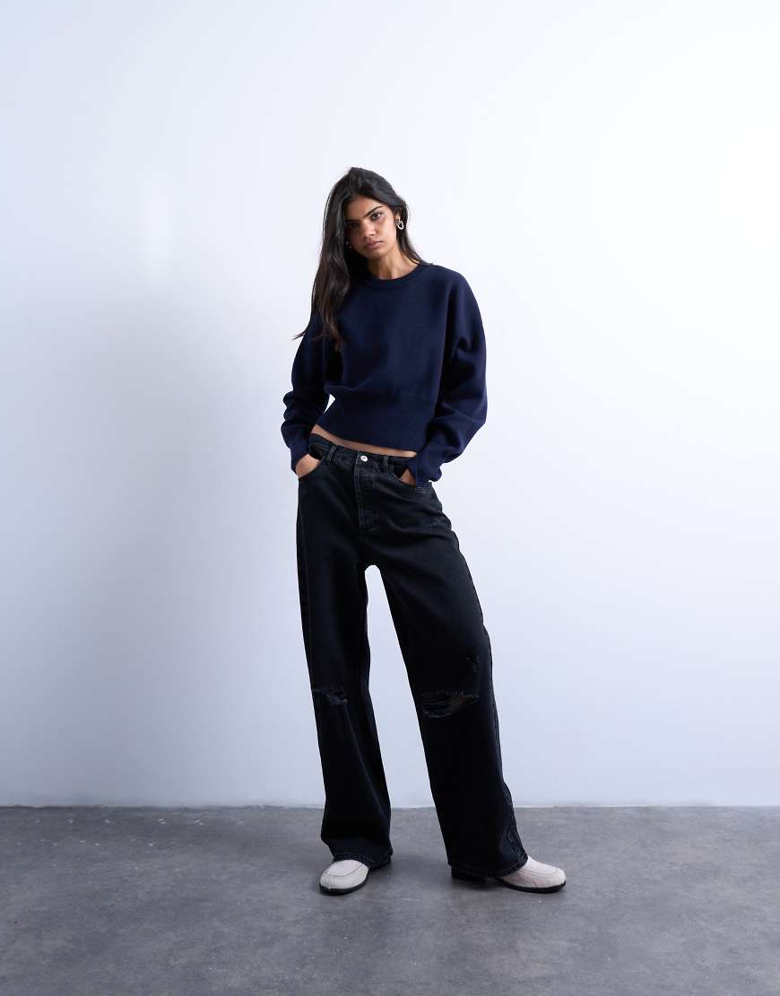 Topshop - Column - Jeans in verwaschenem Schwarz mit mittelhohem Bund und Zierrissen von Topshop