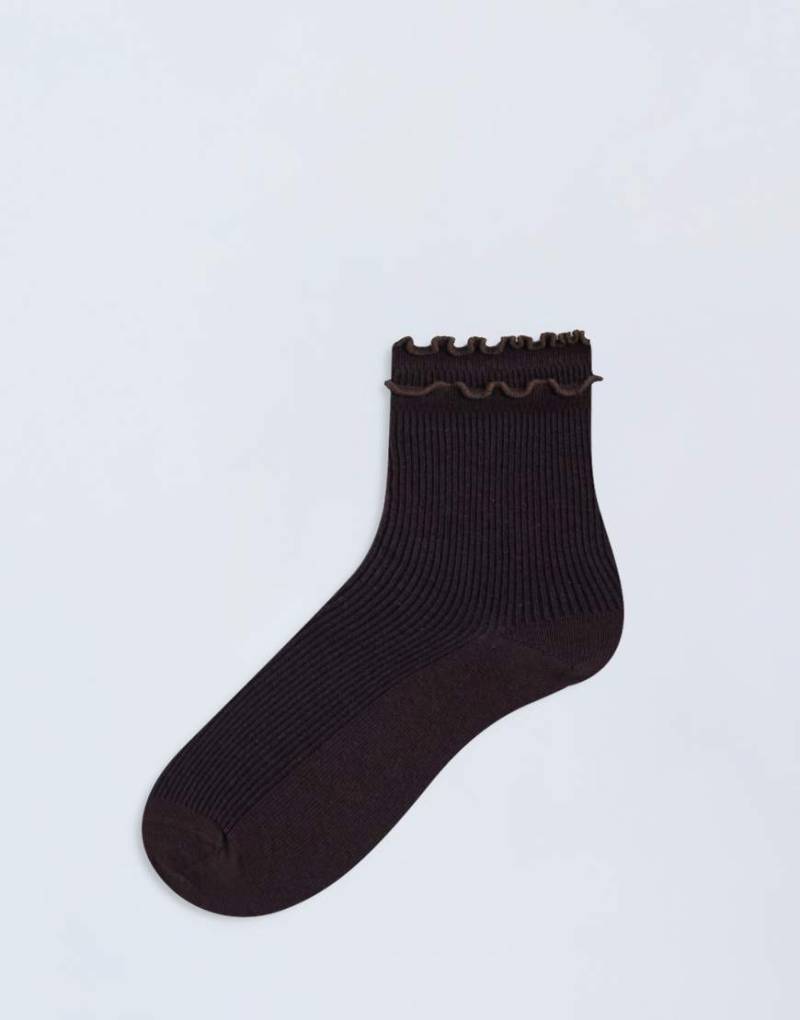 Topshop - Daphne - Socken in Schokobraun mit doppelten Rüschen-Brown von Topshop