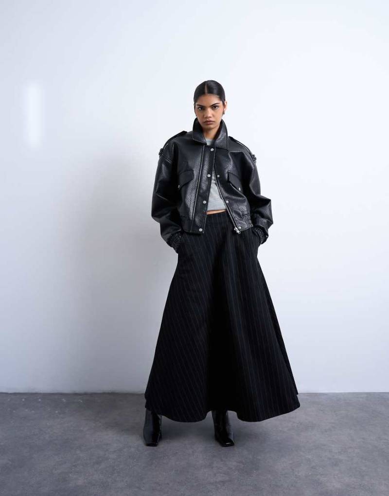 Topshop - Denim-Tellerrock in Schwarz mit Streifen von Topshop