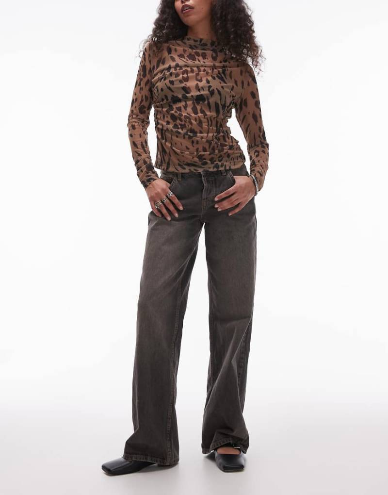 Topshop - Ember - Jeans mit geradem Schnitt und niedrigem Bund in Vintage-Grau von Topshop