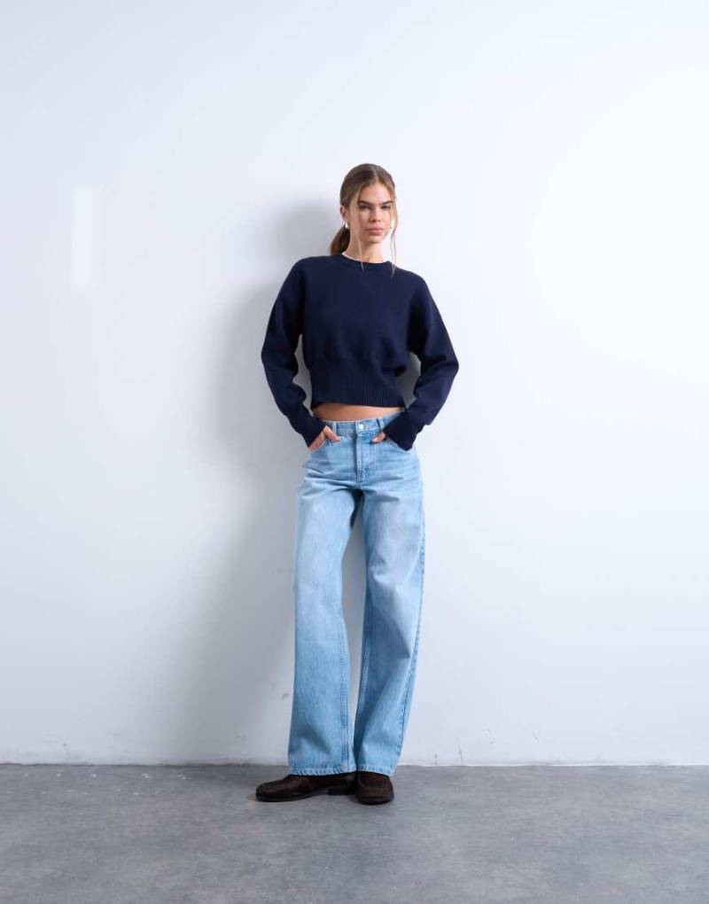 Topshop - Ember - Straight Jeans in Bleach-Waschung mit niedrigem Bund-Blau von Topshop
