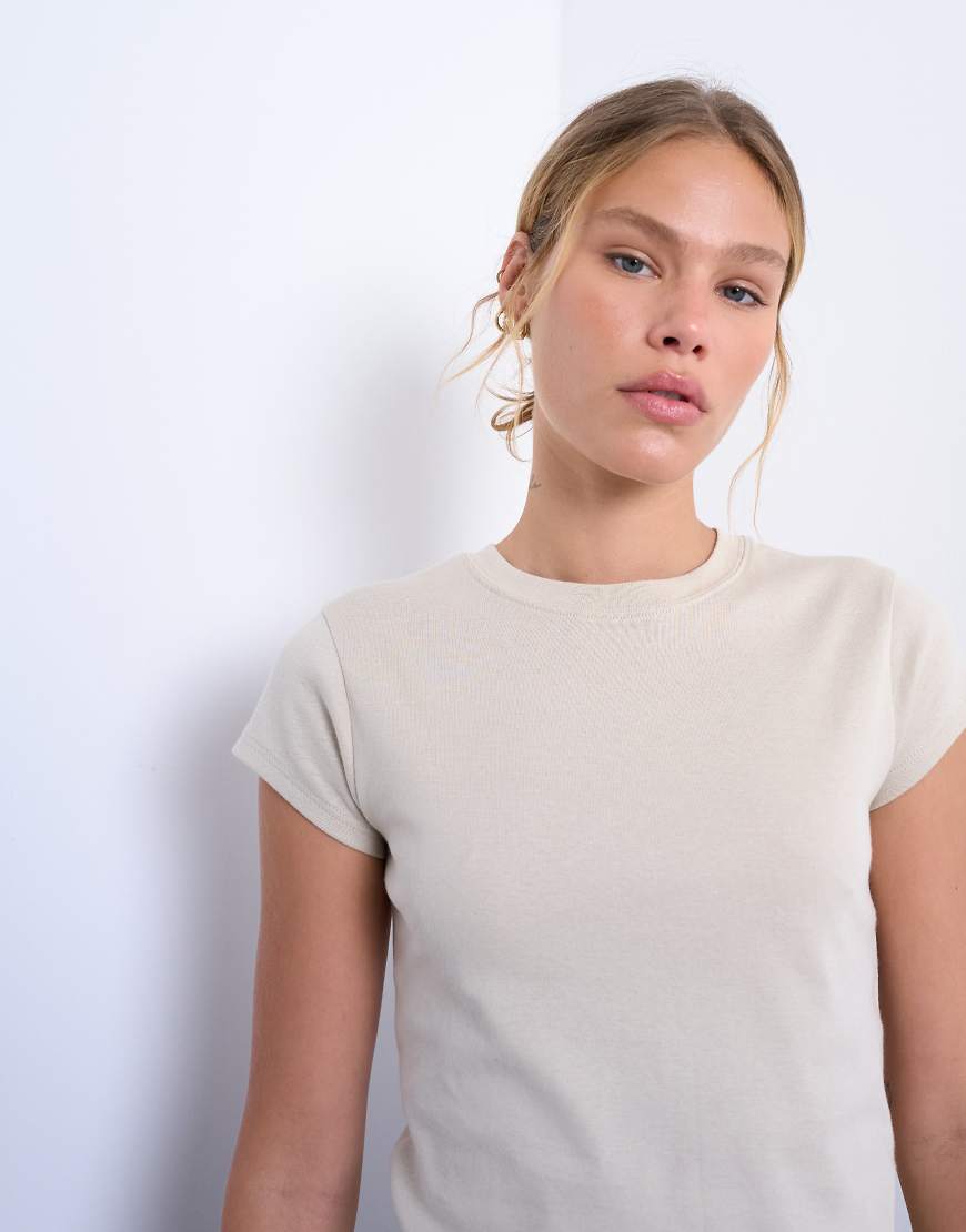 Topshop - Everyday - T-Shirt für den Alltag in Stone-Neutral von Topshop