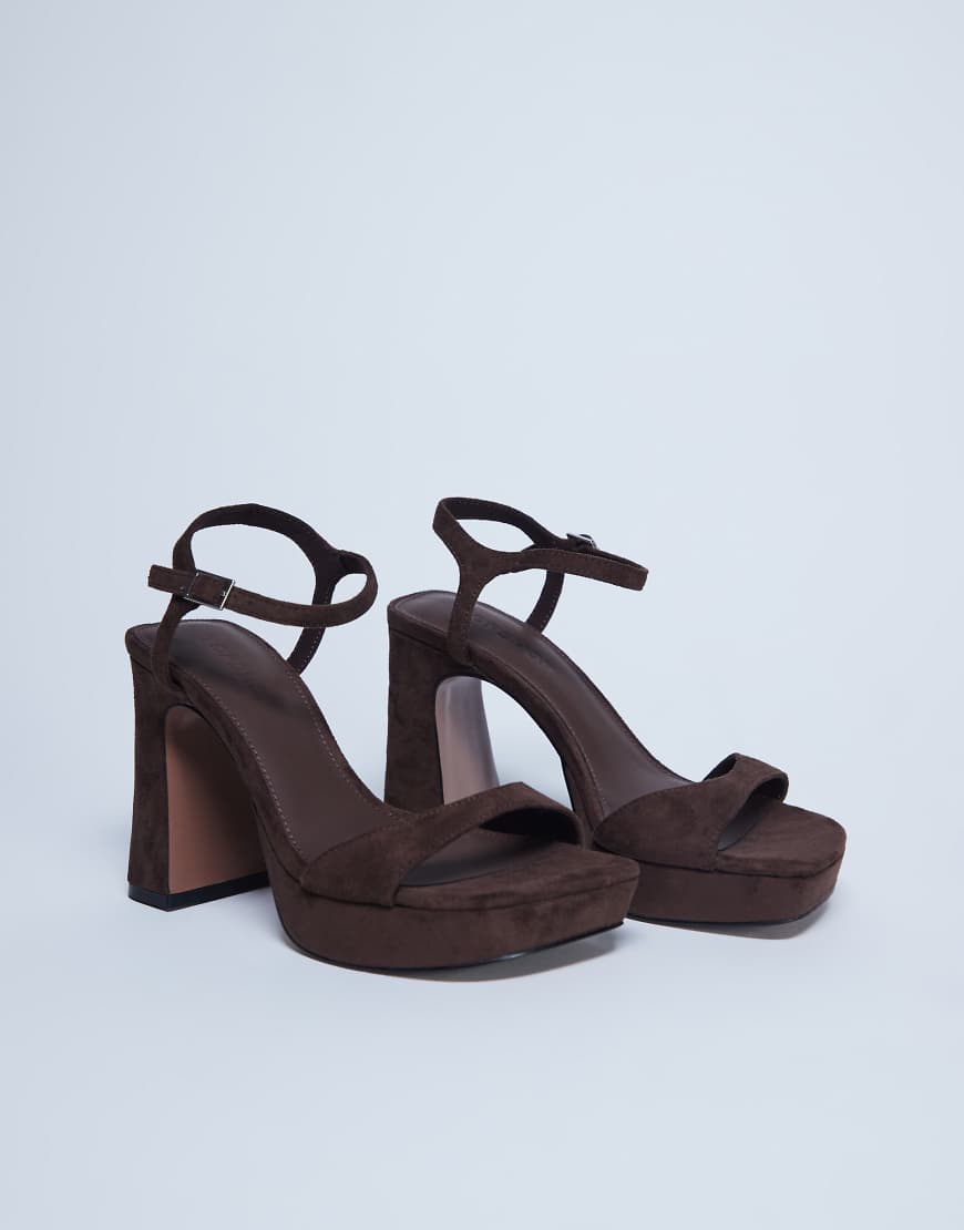 Topshop - Faye - Sandaletten in Schokobraun mit dicker Plateausohle-Brown von Topshop