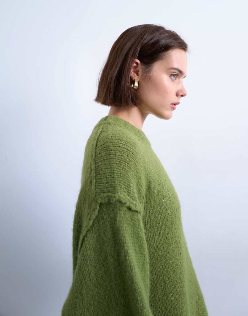 Topshop - Flauschiger Strickpullover aus Wollmix in Grün mit sichtbaren Nähten von Topshop