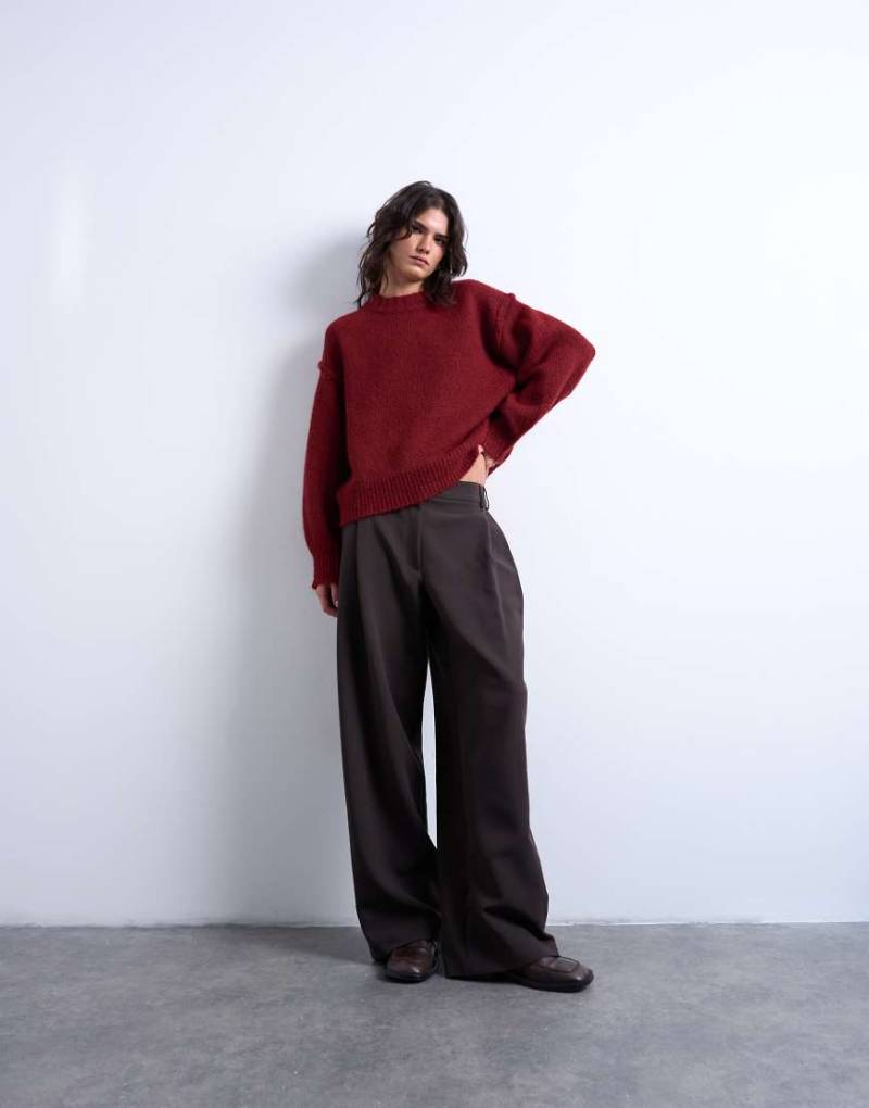 Topshop - Flauschiger Strickpullover aus Wollmix in Rot mit sichtbaren Nähten von Topshop