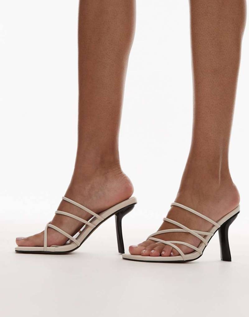 Topshop - Foxy - Riemchen-Sandaletten in Taupe mit Absatz-Neutral von Topshop