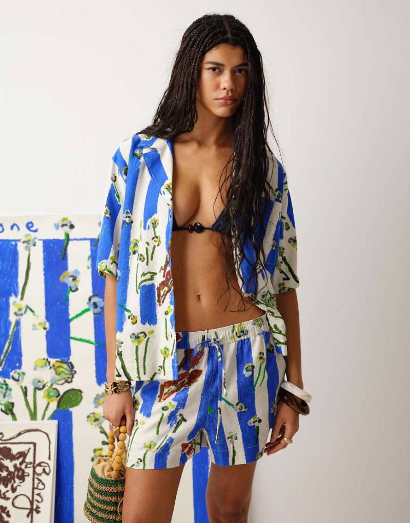 Topshop - Freizeithemd aus Leinen in Visual-Blau mit Conversational Prints-Bunt Topshop - Freizeithemd aus Leinen in Visual-Blau mit Conversational Prints-Bunt von Topshop