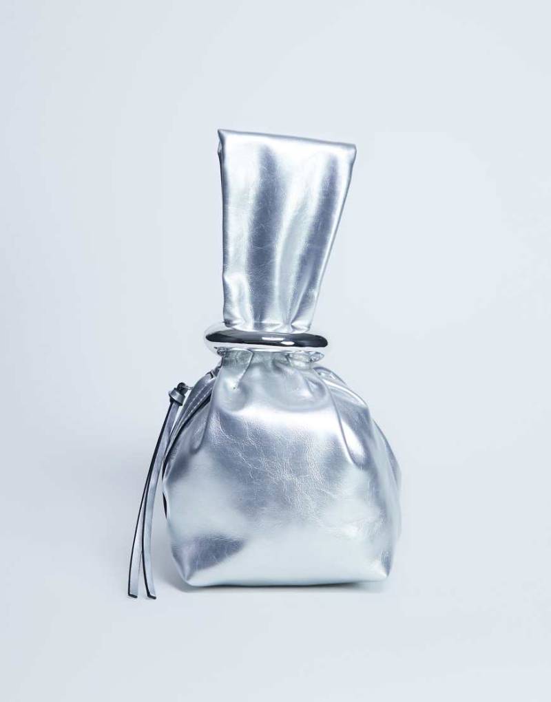 Topshop - Gee - Kleine Handtasche in Silber mit Metalldetail von Topshop