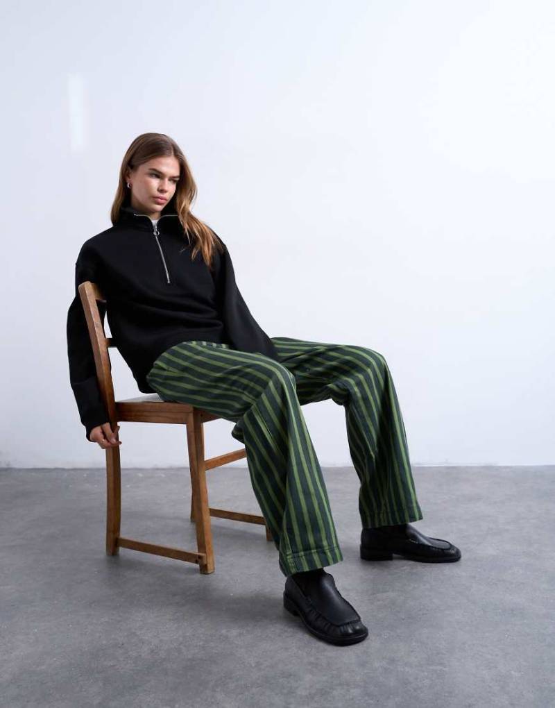 Topshop - Gestreifte Hose in Grün mit geradem Schnitt von Topshop