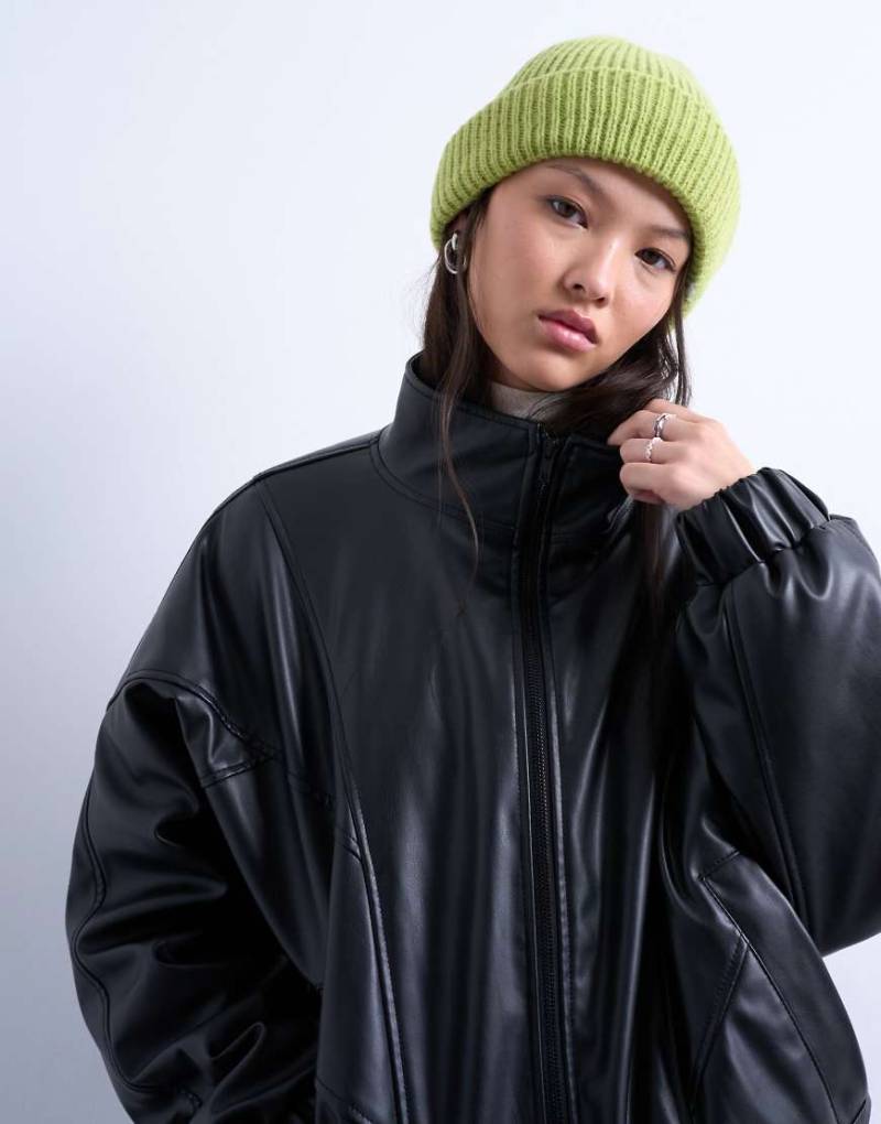 Topshop - Henry - Gerippte Strickmütze in Grün von Topshop