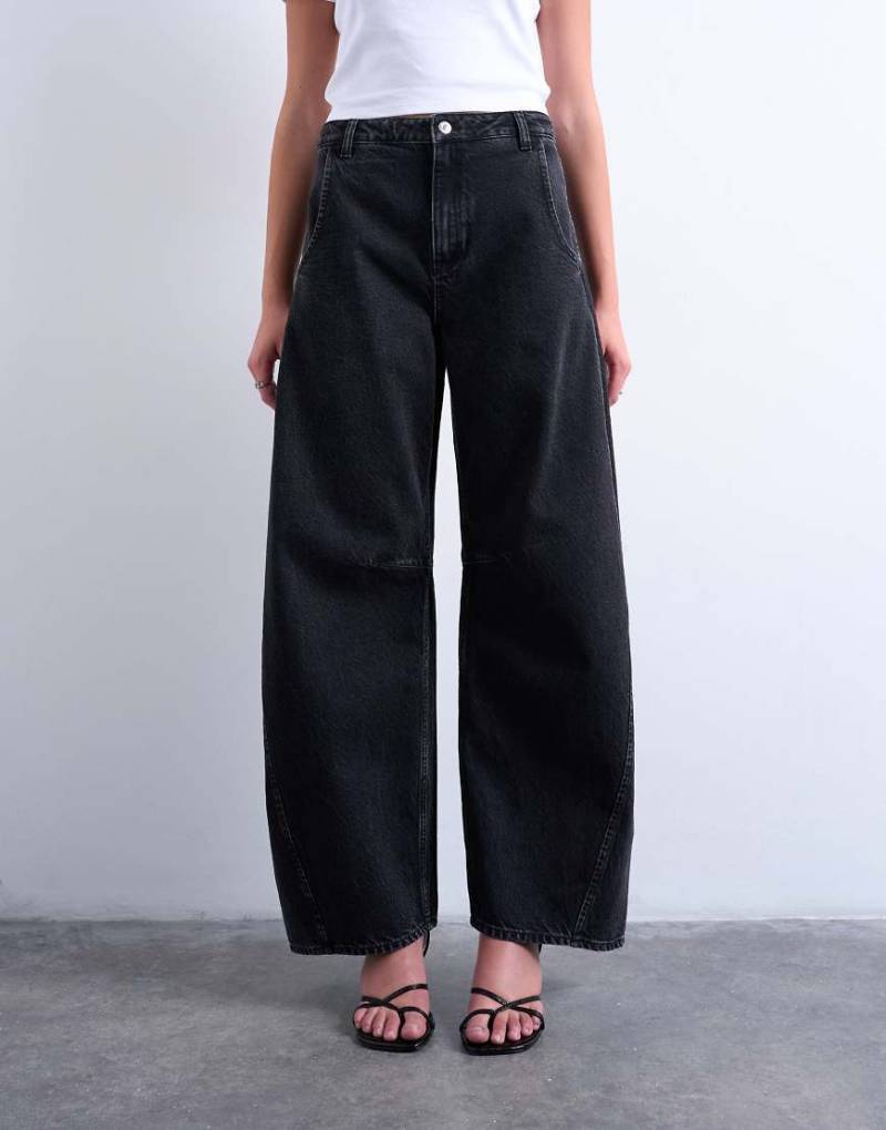 Topshop - Horseshoe Barrel - Jeans in gewaschenem Schwarz mit hohem Bund von Topshop