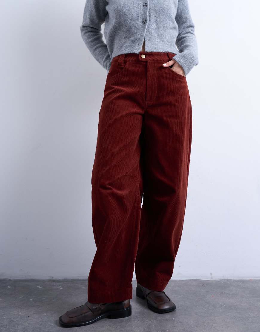 Topshop - Hose aus Cord in Rostrot mit weitem Bein und hohem Bund von Topshop