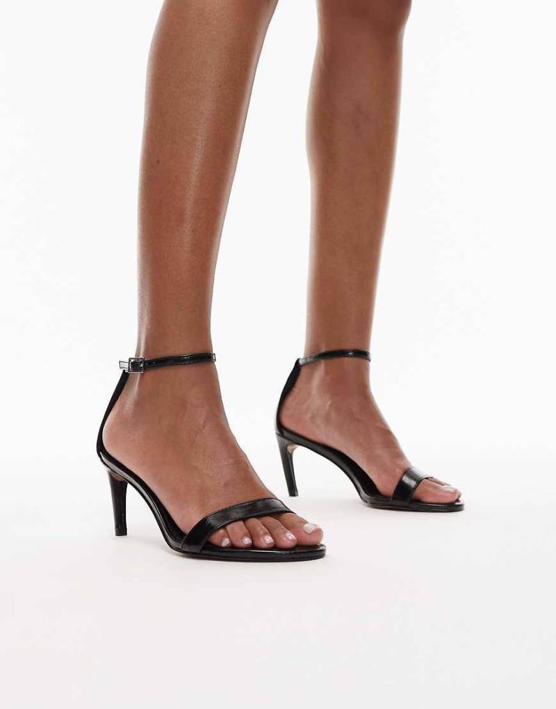 Topshop - Isabelle - Sandaletten in Schwarz mit 2-teiligem Banana-Heel von Topshop
