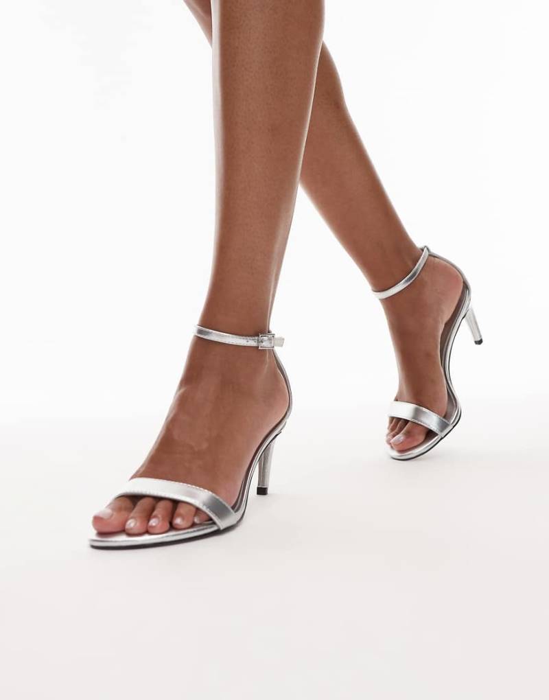 Topshop - Isabelle - Sandaletten in Silber mit 2-teiligem Banana-Heel von Topshop