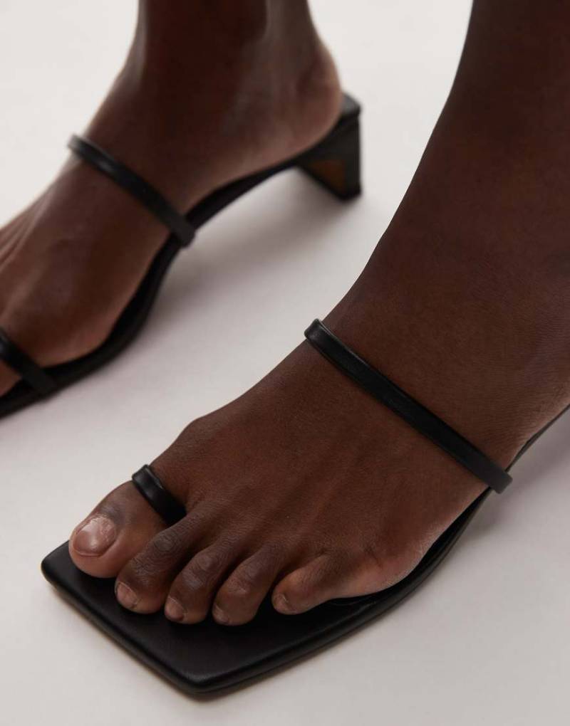 Topshop - Ivy - Sandalen mit mittelhohem Absatz in Schwarz von Topshop