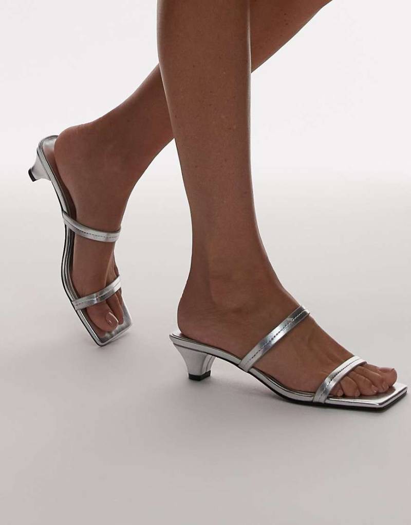 Topshop - Izzy - Mules in Silber mit kegelförmigem Absatz von Topshop