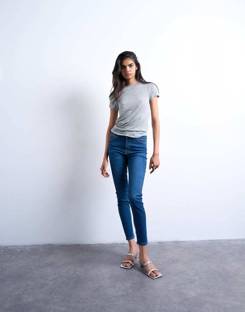 Topshop - Jamie - Skinny-Jeans in kräftigem Blau mit hohem Bund von Topshop