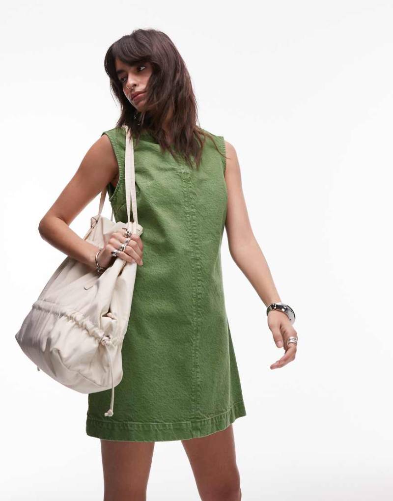 Topshop - Mini-Jeanskleid in Grün mit V-Ausschnitt von Topshop