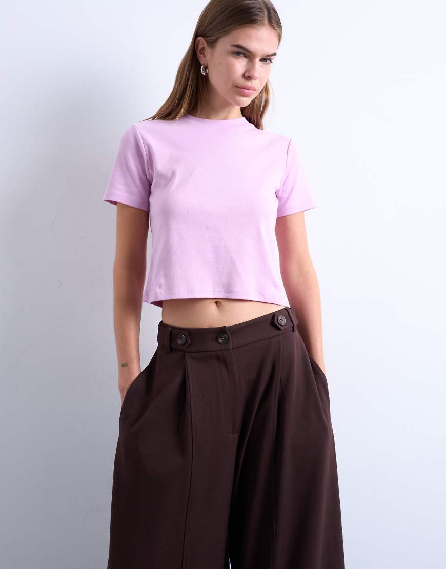 Topshop - Knappes Alltags-T-Shirt in Rosa Topshop - Knappes Alltags-T-Shirt in Rosa von Topshop
